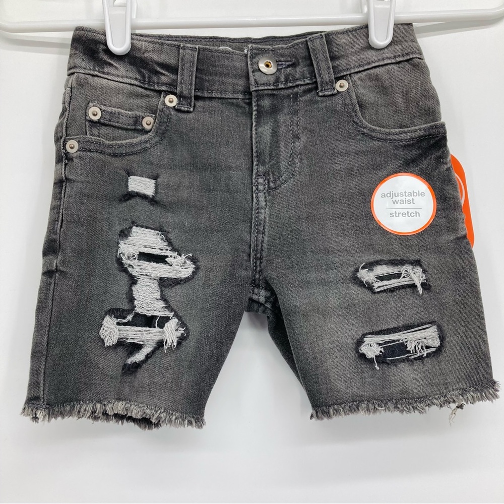 NWT Wonder Nation Rip and Repair Shorts Size 5 Youth